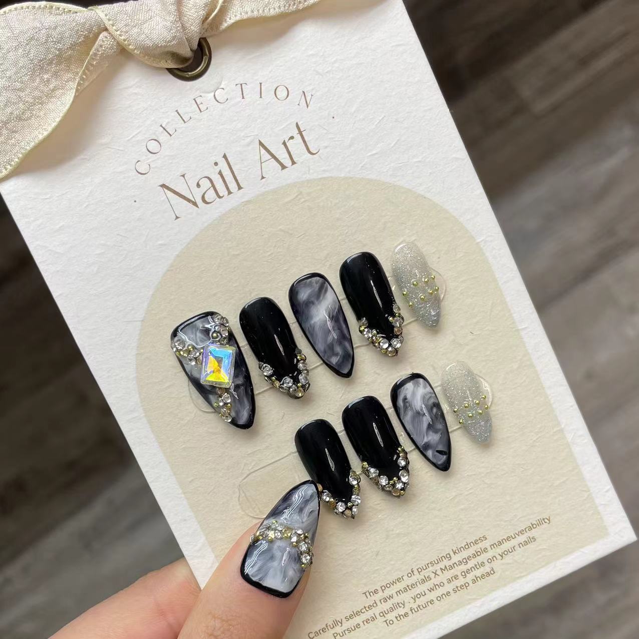 Handgemachte Presse auf Nägeln – Nail Art Aesthetic Bewertung und Preis