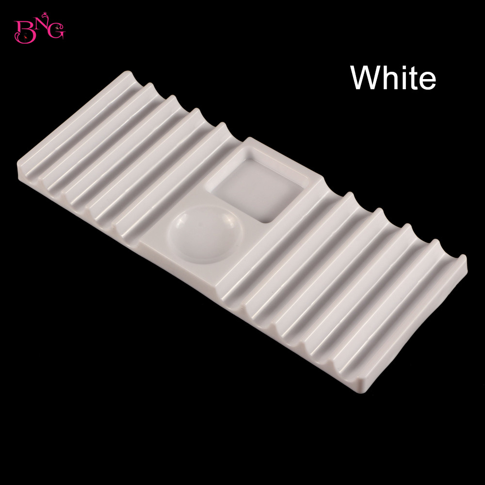 BNG Dual-Form-Halter Kunststof – Nail Fan Brush Bewertung und Preis