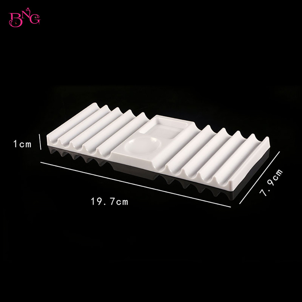 BNG Dual-Form-Halter Kunststof – Nail Fan Brush Bewertung und Preis